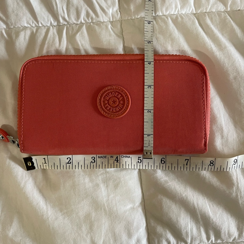 Mindesa Corral Color wallet.